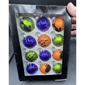 Vintage HALLOWEEN ORNAMENTS GLASS Bats Black cat Pumpkin Jack O Lantern LO6